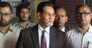 সংরক্ষিত আসনে রাজপথের ত্যাগী নেত্রীরাই অগ্রাধিকার পাবেন: চিফ হুইপ